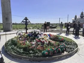В Якутии почтили память первого президента Михаила Николаева