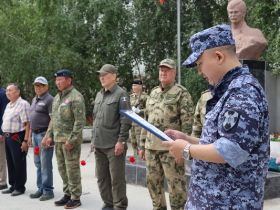 Росгвардейцы почтили память погибших на СВО бойцов ОМОН «Бизон»