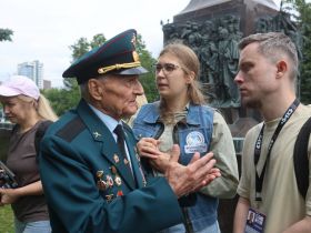 В Москве прошли акции «Свеча памяти» и «Сад памяти»