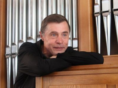 Час органной музыки