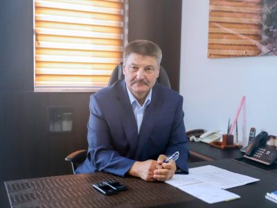 Генеральный директор «ЖДЯ» поздравил железнодорожников с профессиональным праздником