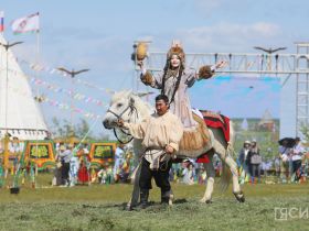 Ысыах Туймаады — 2026 начался в Якутске