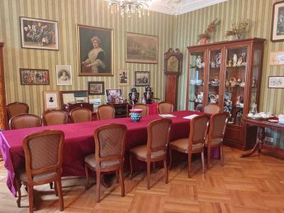Экскурсия с чаепитием в музее-квартире Леонтия Николаевича Бенуа (Музей Бенуа на Васильевском)