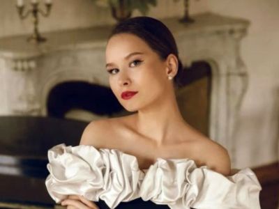 Фортепианный дуэт М. Зелениной и А. Акишиной