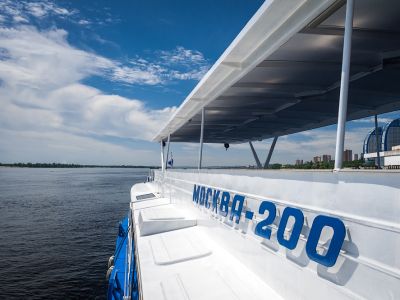 Речная прогулка с прохождением шлюзов Волжской ГЭС (Речной вокзал)