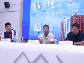 Артем Дьяконов подписал договор на квартиру за победу на Играх Дыгына