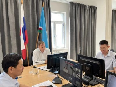 В Минэкологии Якутии обсудили экологическую повестку Ленского района