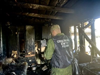 В Усть-Майском районе возбуждено уголовное дело по факту гибели  двух человек при пожаре