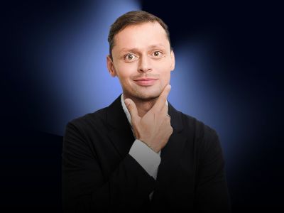 Виктор Комаров