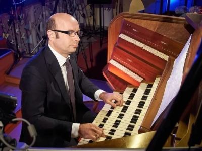 От Севильи до Милана: диалог священных нот. Хесус Сампедро (орган, Испания)