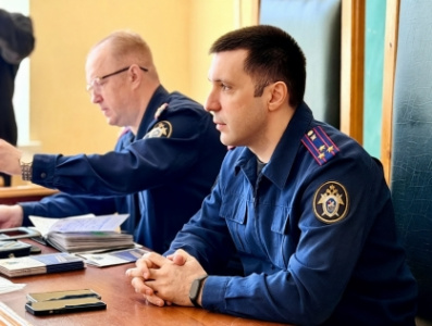 В День защиты детей студенты юридического факультета СВФУ встретились с сотрудниками следственного управления СК России по Якутии /    