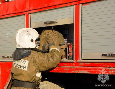 В Якутске при пожаре в жилом доме эвакуировали более 40 человек / Семен Родионов Якутск Якутск Республика Саха (Якутия)