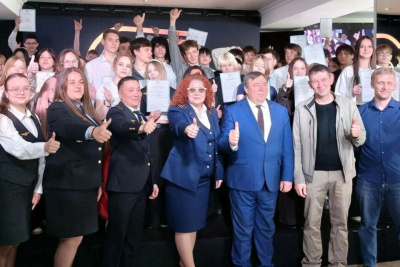 Посвящение в юные железнодорожники и третий выпуск профильных классов прошли в центре АО «АК «ЖДЯ» / ЯСИА   