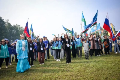 С Днем молодежи поздравил Якутян Айсен Николаев / ЯСИА   