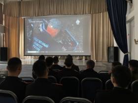 Сотрудники следственного управления провели встречу  с воспитанниками кадетской школы