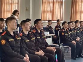 Сотрудники следственного управления провели встречу  с воспитанниками кадетской школы