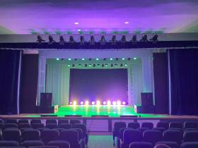 В якутском селе Амге по нацпроекту «Культура» обновили зрительный зал Дома народного творчества