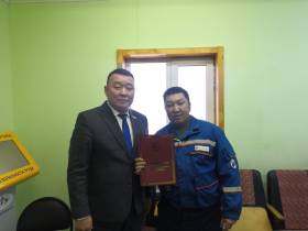 Энергетиков Якутии поощрили за устранение аварии в заречных районах