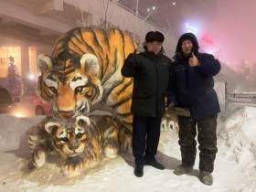 Аполлон Захаров: Новую снежную скульптуру в Якутске посвятил Году матери