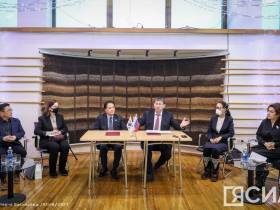 Back in Yakutia. Делегация из Кореи встретилась с министром культуры Якутии