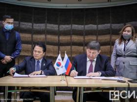 Back in Yakutia. Делегация из Кореи встретилась с министром культуры Якутии