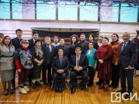 Back in Yakutia. Делегация из Кореи встретилась с министром культуры Якутии