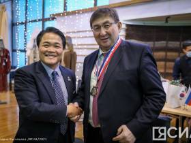 Back in Yakutia. Делегация из Кореи встретилась с министром культуры Якутии