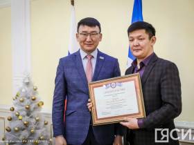 В Якутске чествовали участников проекта "Сохраним памятники"