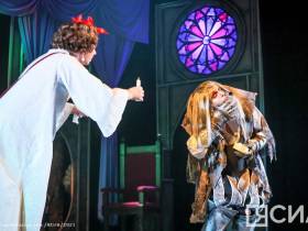 Страшно смешная сказка. В Русском театре Якутска презентовали новый детский мюзикл