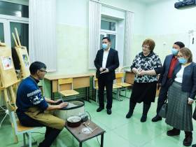 В Якутии школа искусств получила 6,8 млн рублей на приобретение оборудования