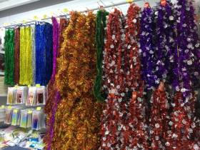 Сколько стоит новогодняя елка? Обзор крупных торговых точек Якутска