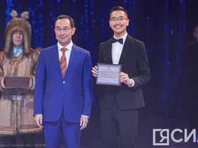 "Вы - завтрашний день республики". Состоялась ежегодная Елка главы Якутии