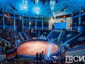 "Вы - завтрашний день республики". Состоялась ежегодная Елка главы Якутии