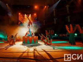 "Вы - завтрашний день республики". Состоялась ежегодная Елка главы Якутии