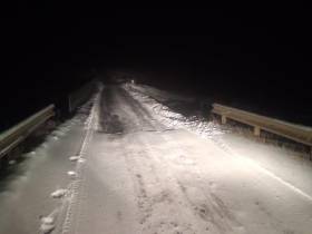 В Амгинском районе Якутии автомобиль упал с моста  