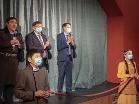 Петр Макаров: Саха театр несет большую ответственность в проведении 100-летия ЯАССР
