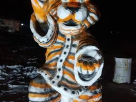 Фотоподборка символов наступающего года от мастеров из Якутии