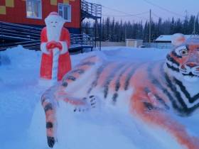 Фотоподборка символов наступающего года от мастеров из Якутии