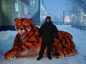 Фотоподборка символов наступающего года от мастеров из Якутии