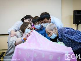 В Якутске выписали первых детей столетия