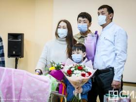 В Якутске выписали первых детей столетия