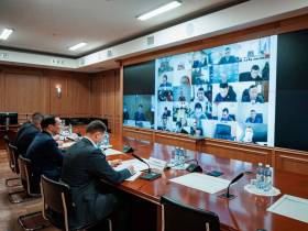 Глава Якутии поручил обеспечить постоянный контроль за прохождением отопительного сезона