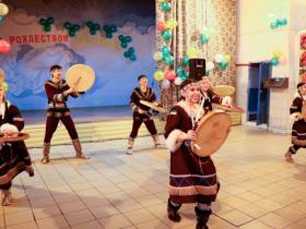 Артисты театра КМНС Севера выступили в исправительных колониях Якутии