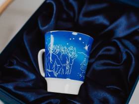 В Якутии появилась коллекция из костяного фарфора в память о купце-меценате Петре Захарове