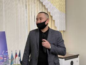 АЭБ раздал миллион рублей