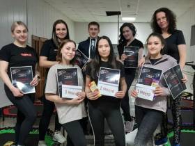 Фитнес на батутах. Молодые якутские предприниматели открыли в Алдане джампинг-клуб