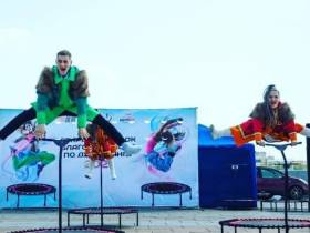 Фитнес на батутах. Молодые якутские предприниматели открыли в Алдане джампинг-клуб