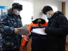 Якутскэкосети ознакомились с процессом производства контейнеров для мусора