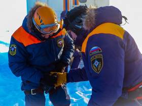 Возле Якутска прошла тренировка по десантированию из вертолета