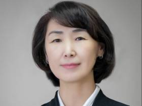 Министр экономики Якутии стала волонтером, помогающим врачам в борьбе с коронавирусом